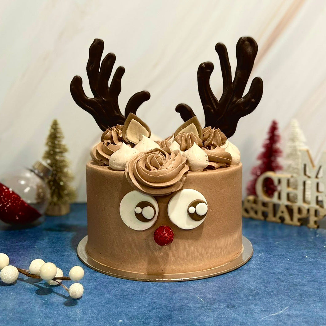 Gluten Free Christmas Reindeer Cake